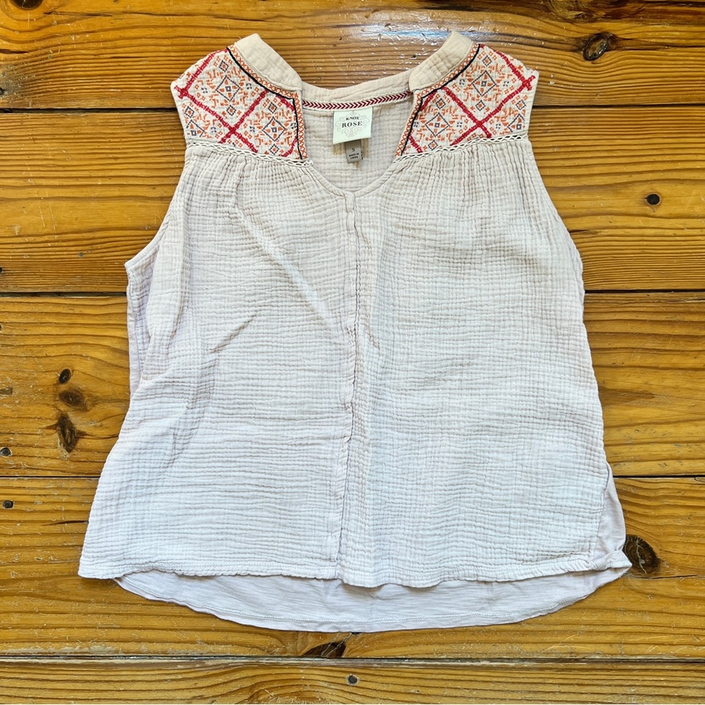 Knox Rose Sleeveless Flowy Boho Blouse - size small
